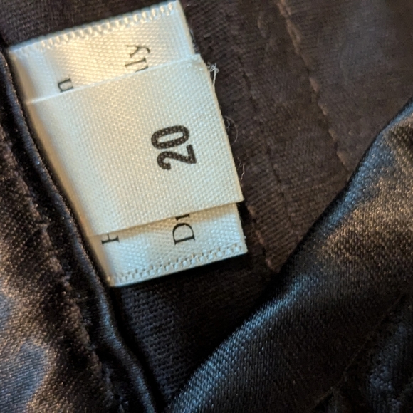 Isabella Corsetry Josephine Underbust in Black Satin Jacquard 20 inches - Picture 6 of 7